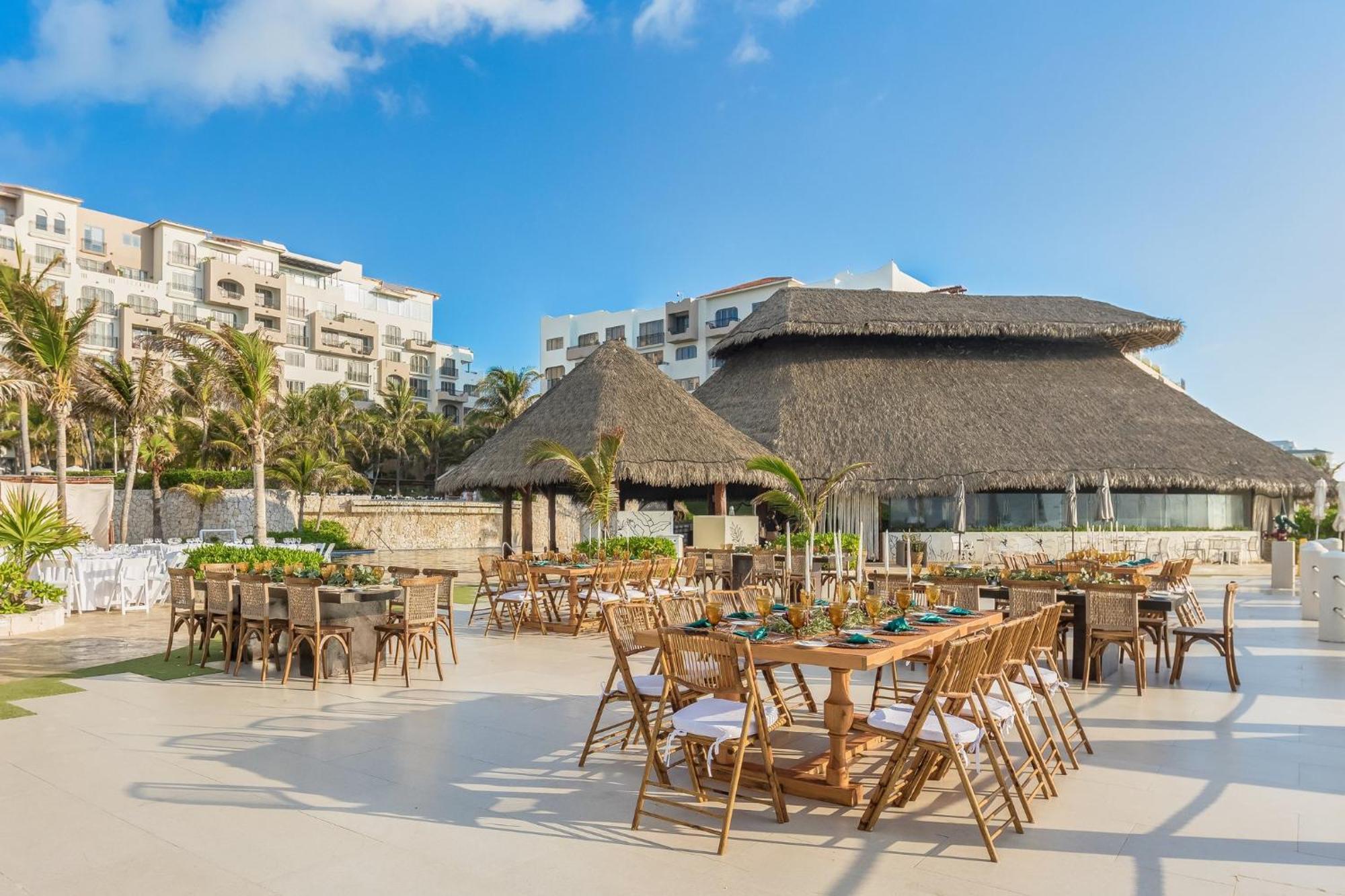 Fiesta Americana Condesa Cancun Exterior photo The Beach Club at the Grand at Moon Palace